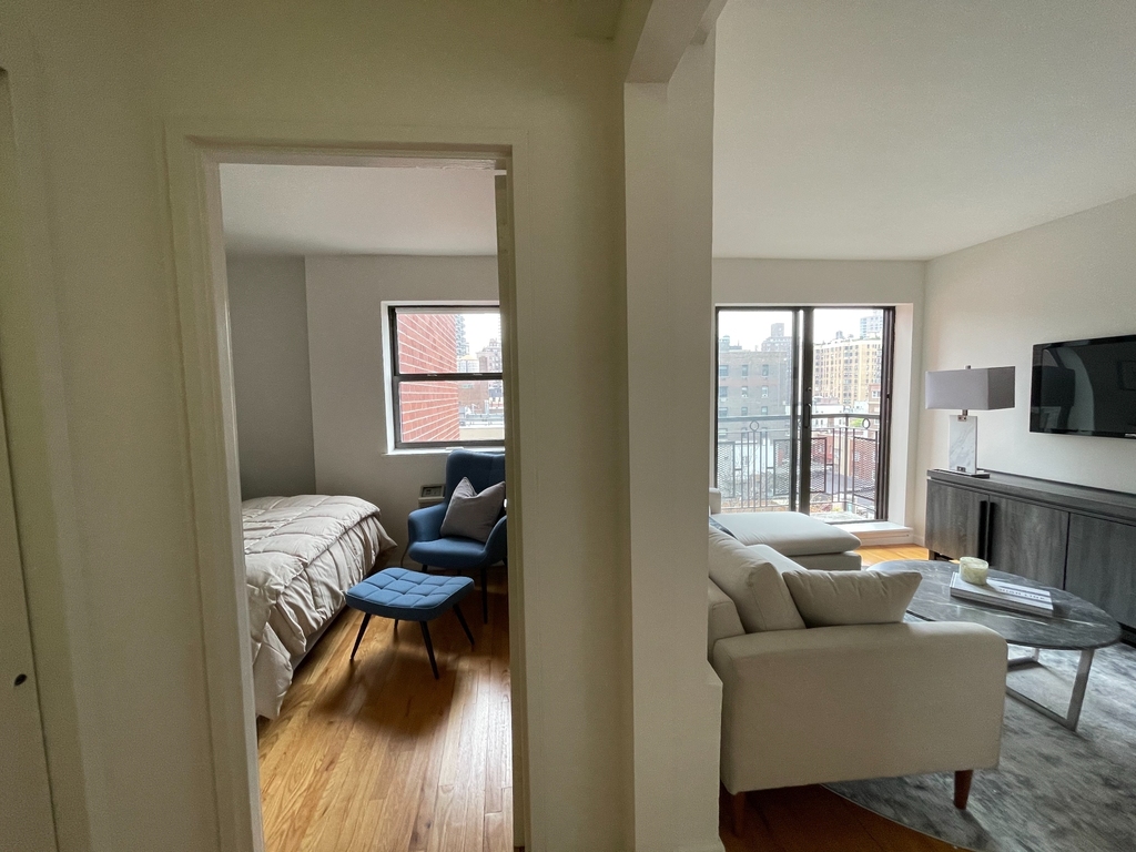 171 East 89th Street - Photo 5