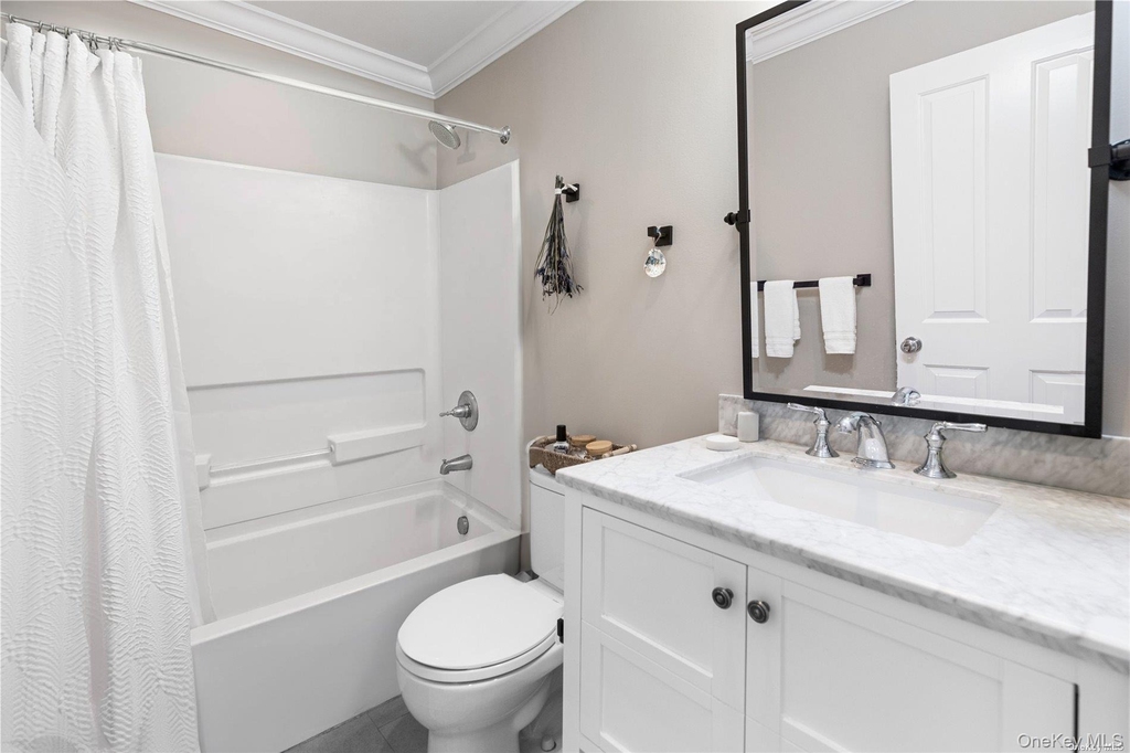 29 Missapoque Avenue - Photo 14