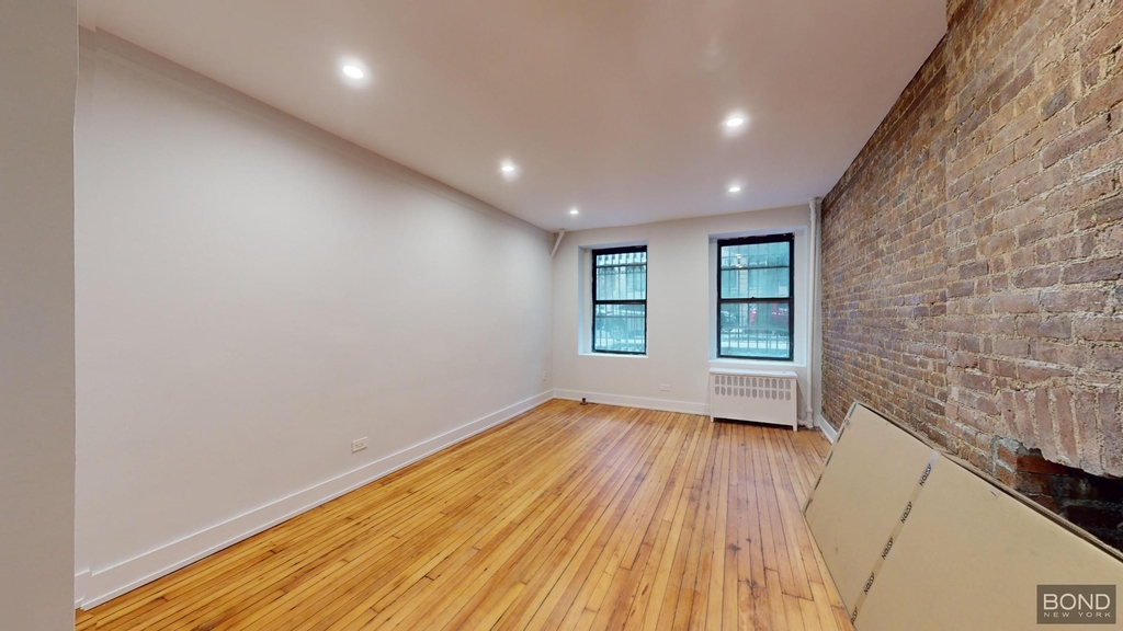 45 West 87th Street - Photo 3