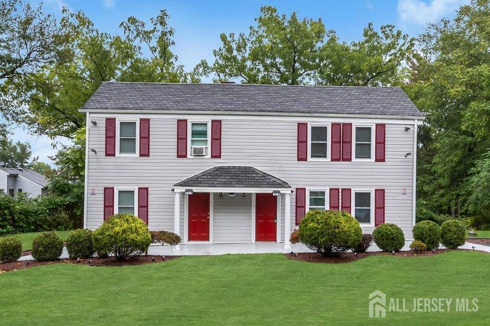 13 Smiths Lane - Photo 1