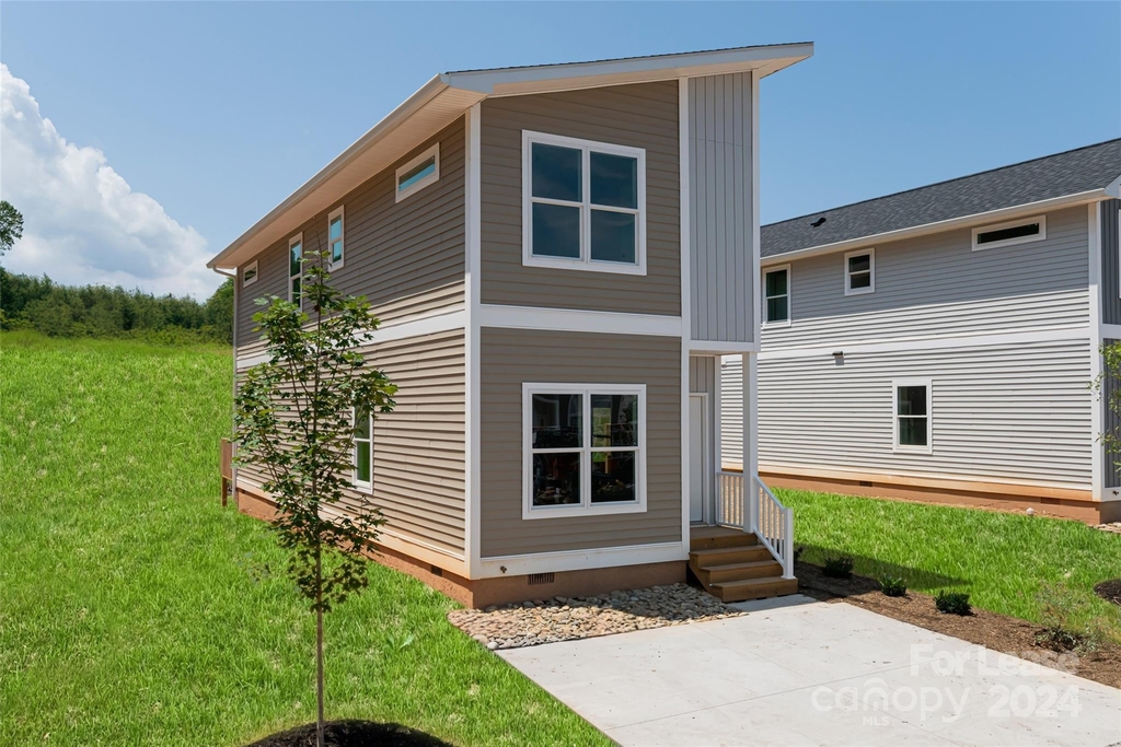 223 Cherrywood Way - Photo 0