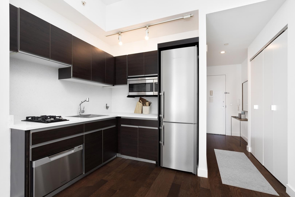 116 John Street - Photo 3