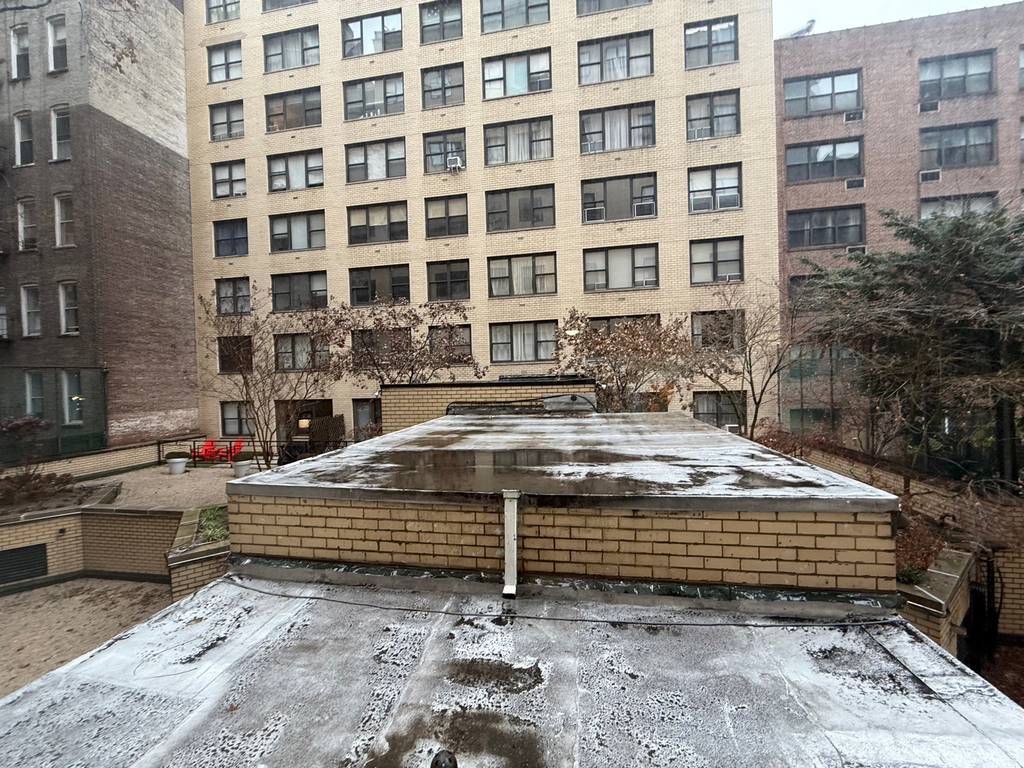 333 East 49th Street - Photo 5