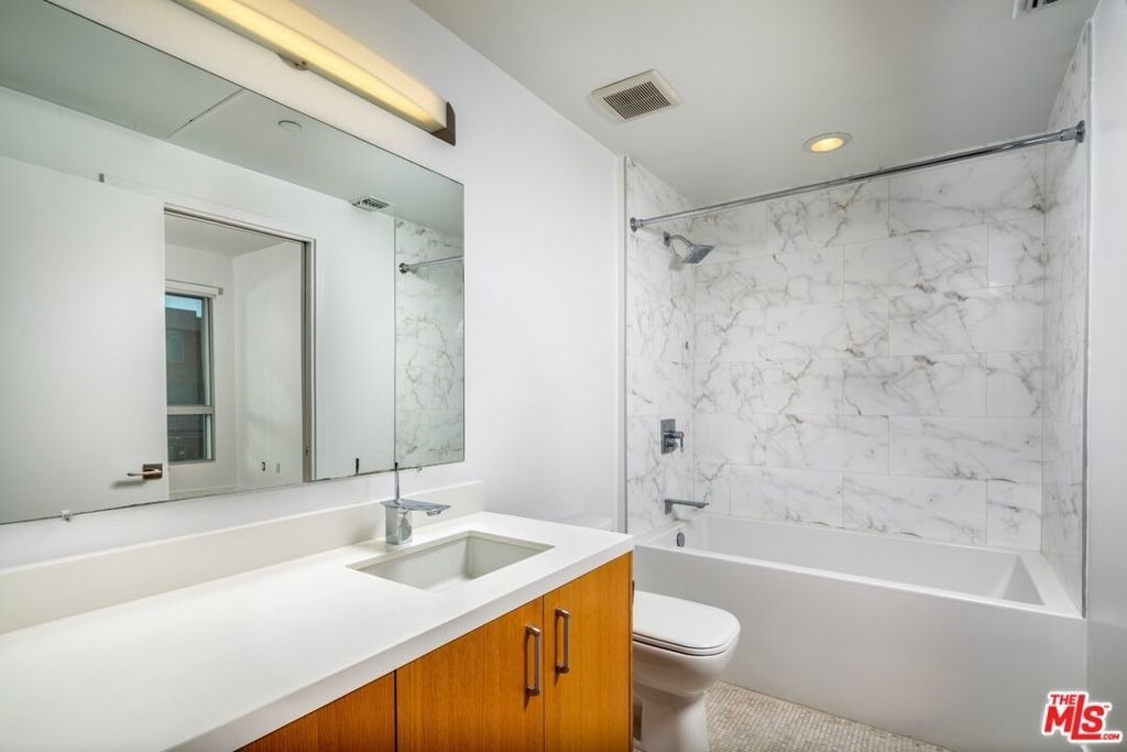 710 N El Centro Avenue - Photo 11