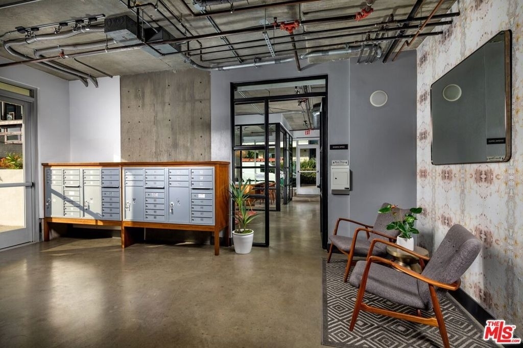 710 N El Centro Avenue - Photo 17