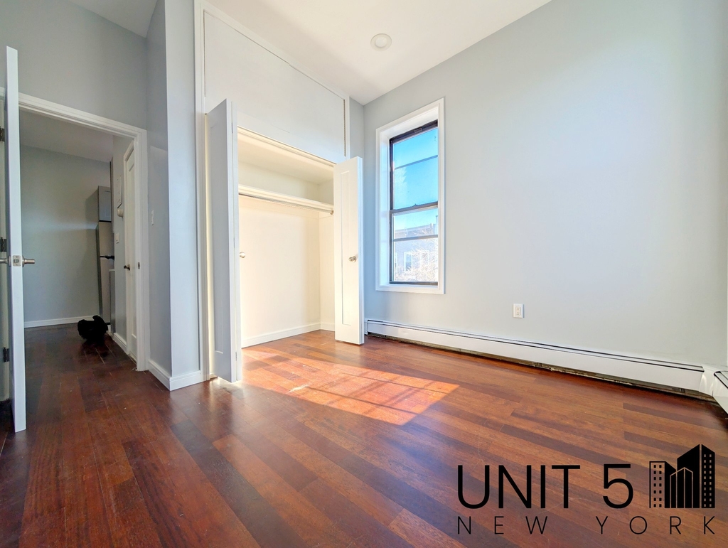 1199 Halsey Street - Photo 0