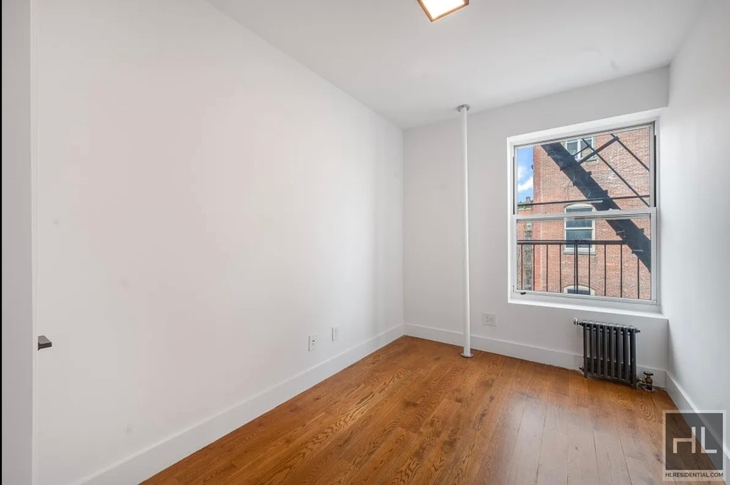 East 5th Street - Photo 3
