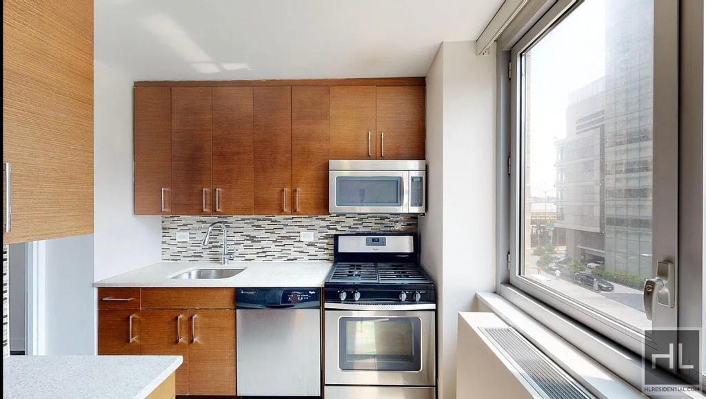 East 34th Street - Photo 1