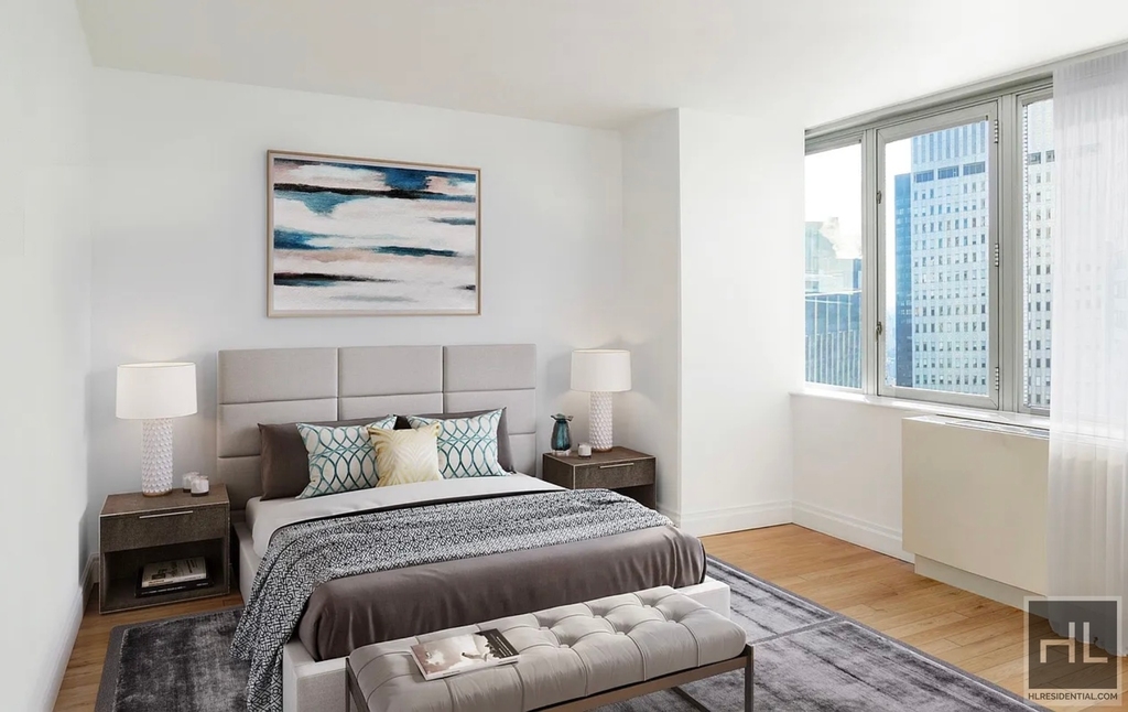 East 44th Street - Photo 5