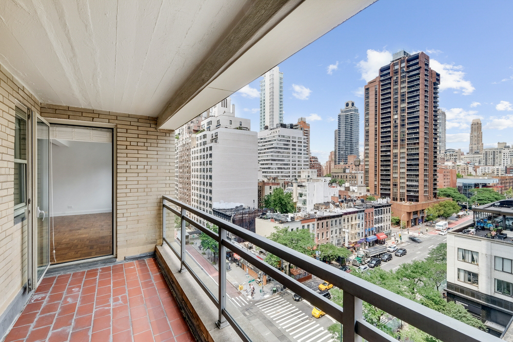 East 57th Street - Photo 5