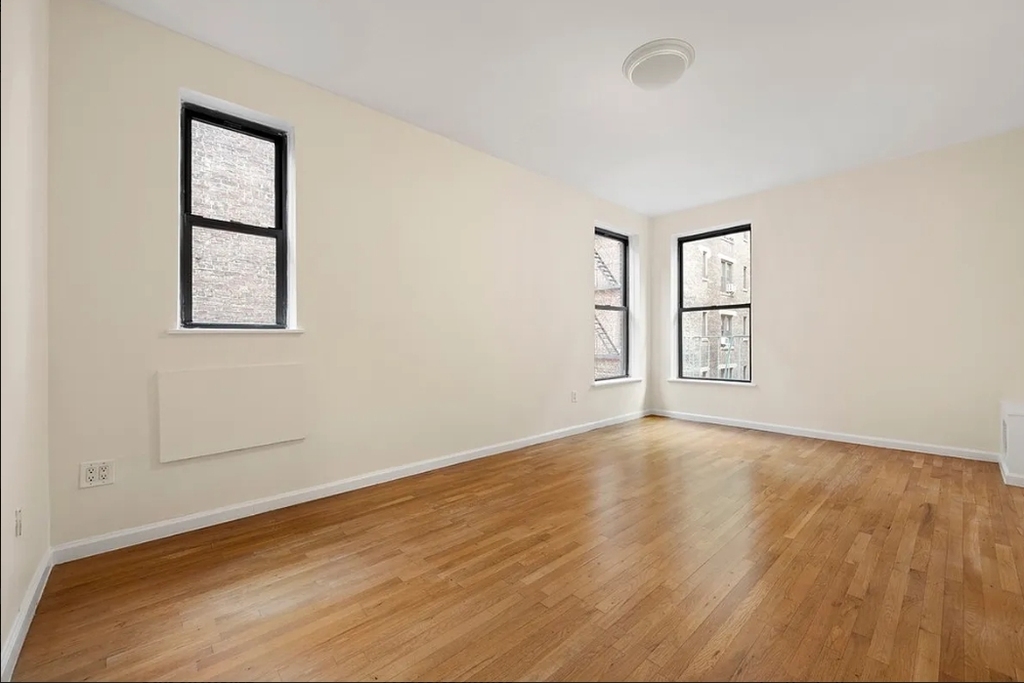 West 72rd Street - Photo 4