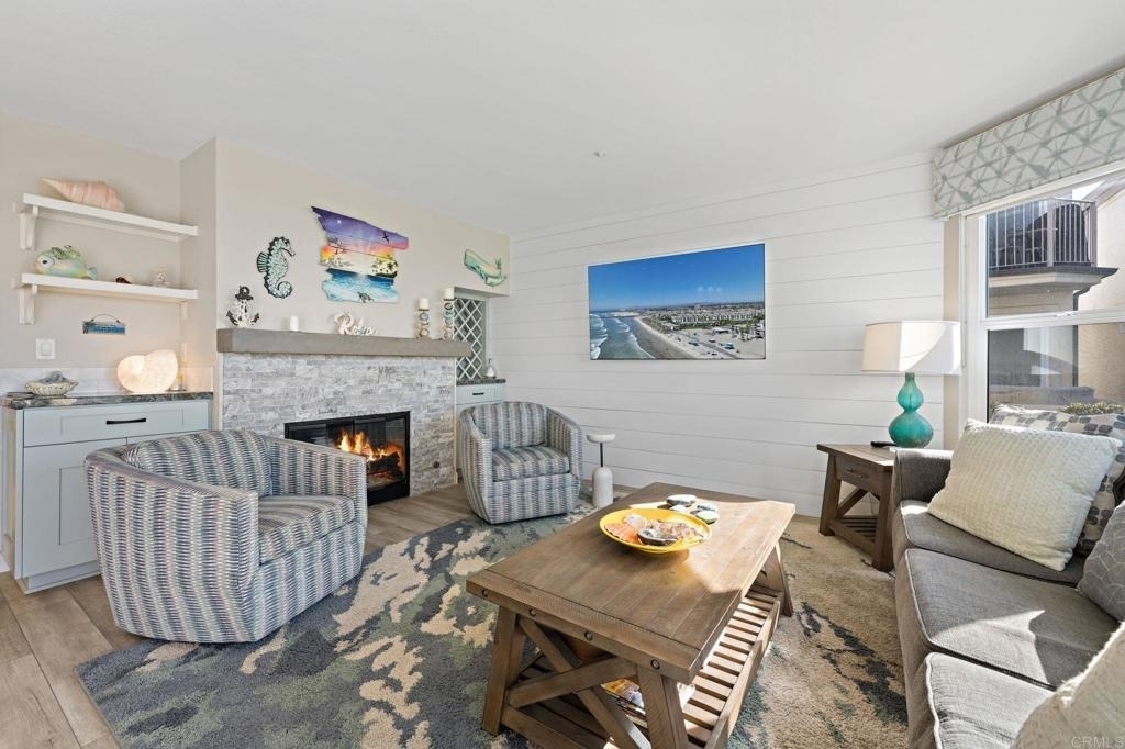 600 N The Strand - Photo 5