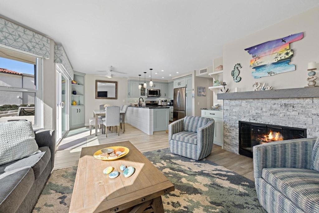 600 N The Strand - Photo 6
