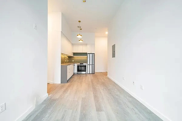 527 Grand Avenue - Photo 1