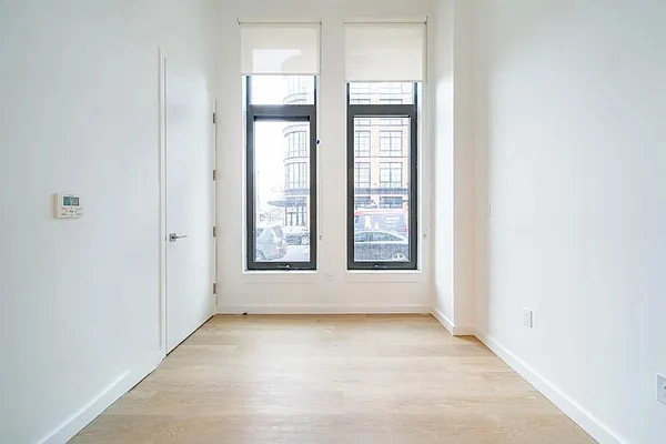 527 Grand Avenue - Photo 4