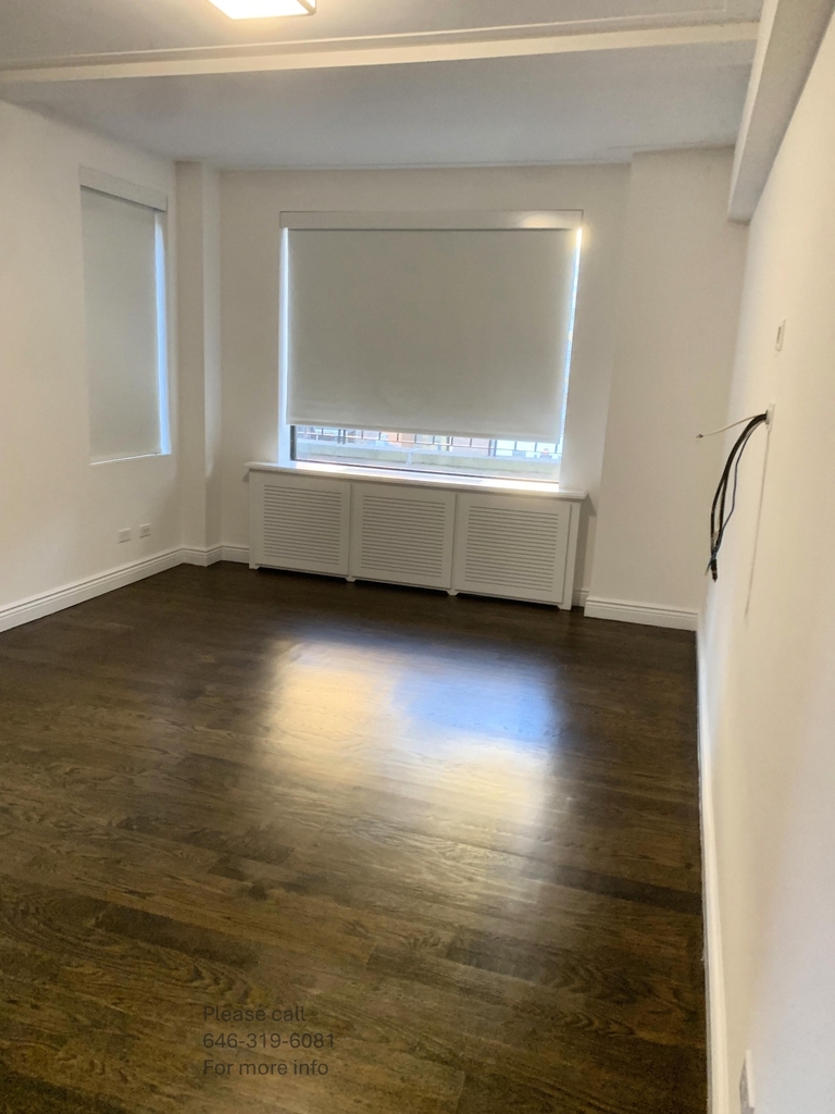 137 East 38th Street - Photo 4