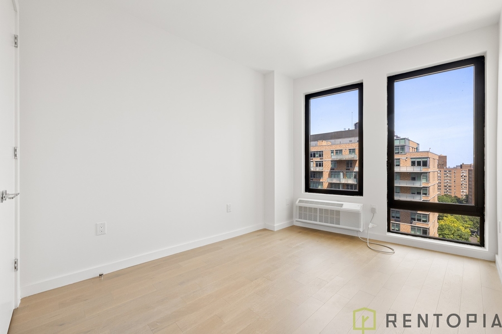 99 Fleet Place - Photo 3