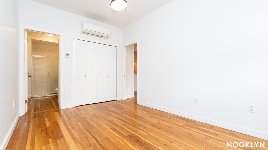 474 Grand Avenue - Photo 8