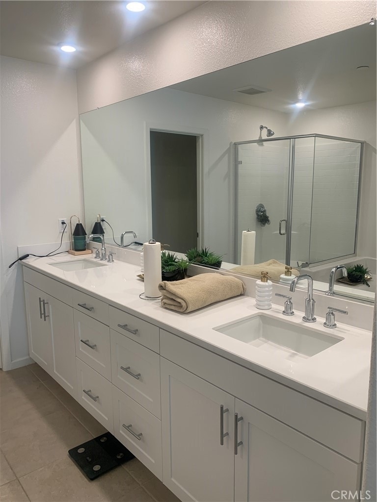 985 W Clover Avenue - Photo 7