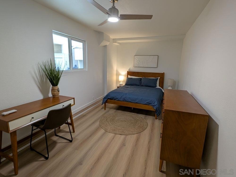 815 Isthmus Ct - Photo 2