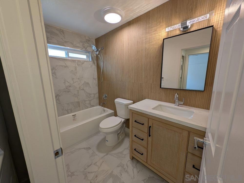 815 Isthmus Ct - Photo 17