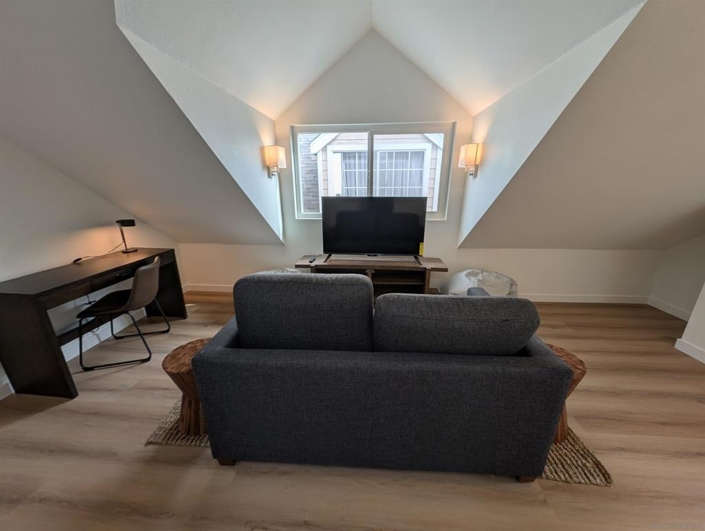 815 Isthmus Ct - Photo 18