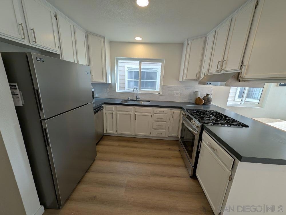 815 Isthmus Ct - Photo 6