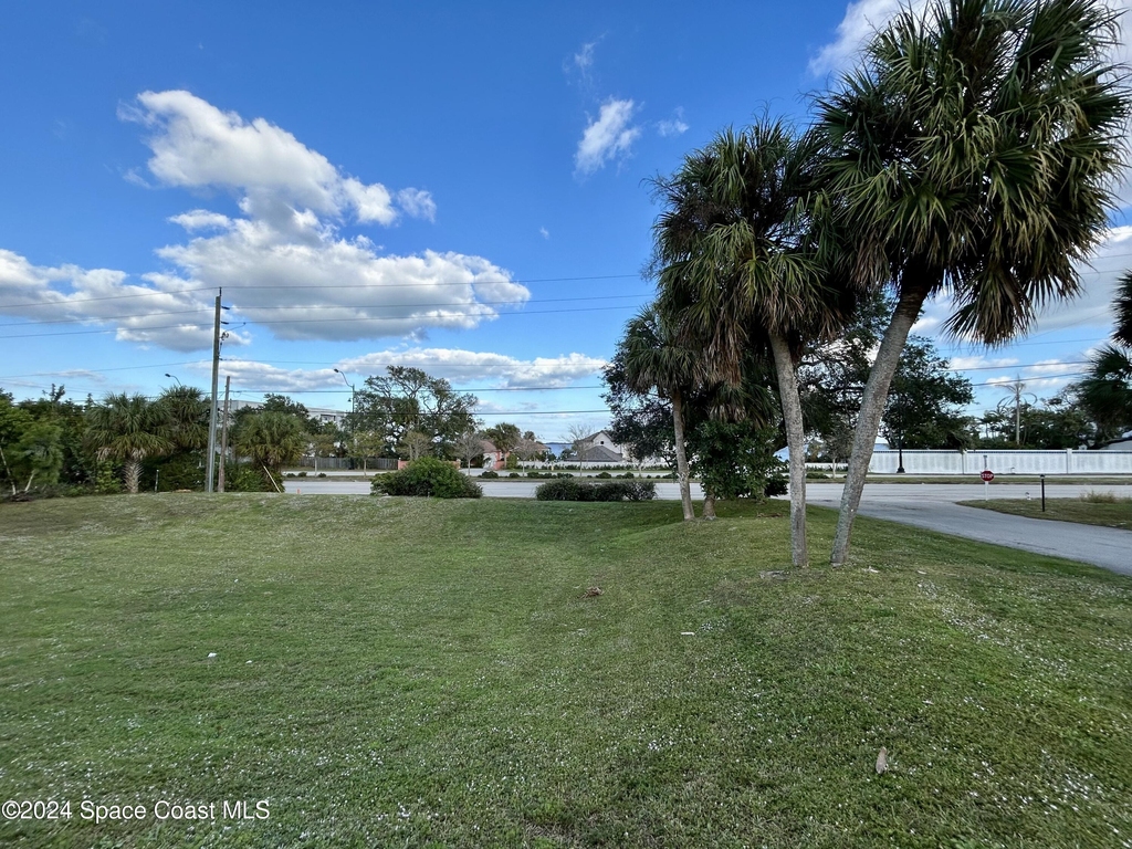 4714 Overlook Drive Ne - Photo 4