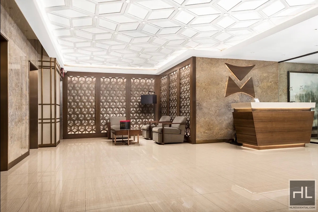 Park Avenue - Photo 2