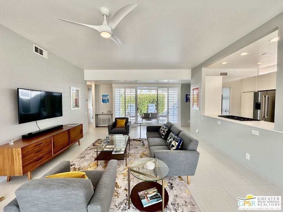 306 Desert Lakes Drive - Photo 8