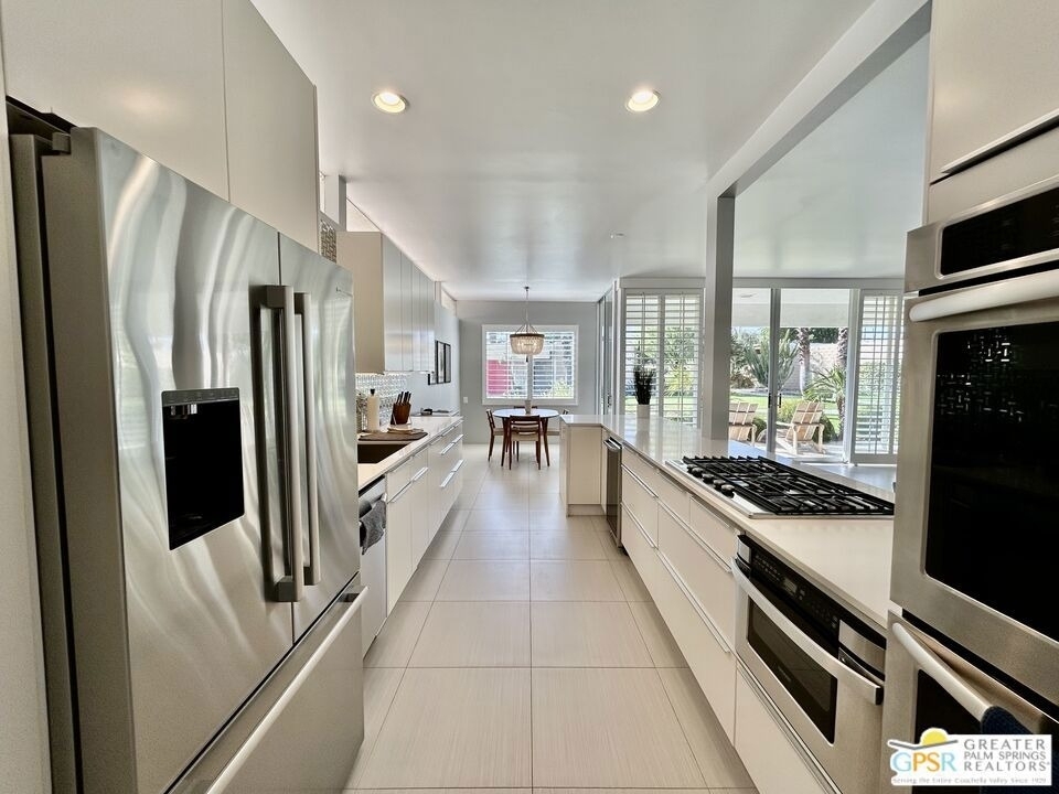 306 Desert Lakes Drive - Photo 9