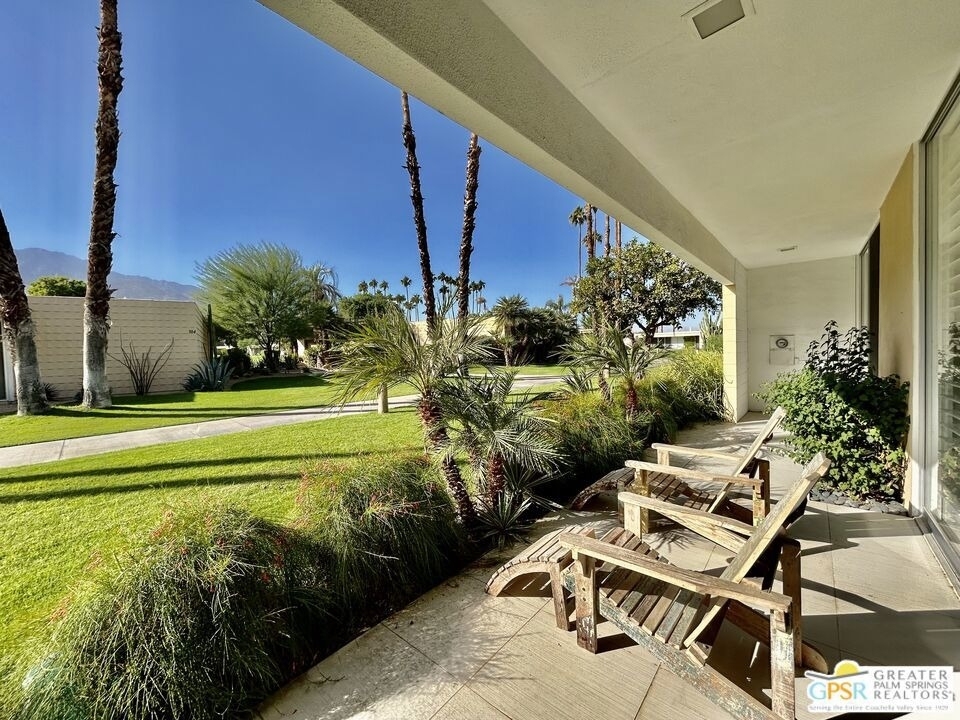 306 Desert Lakes Drive - Photo 12