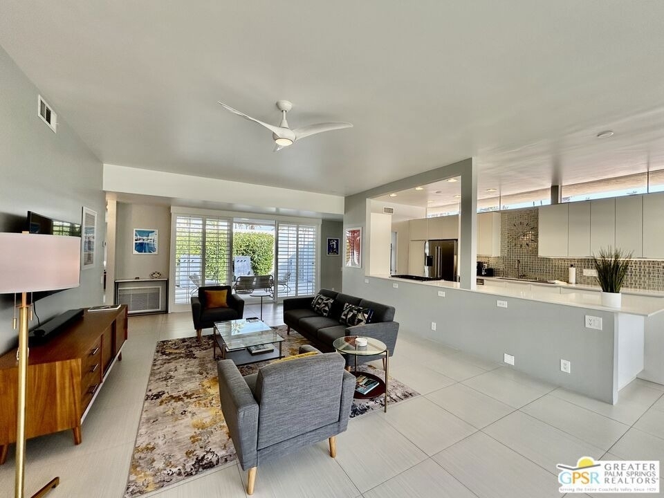 306 Desert Lakes Drive - Photo 6