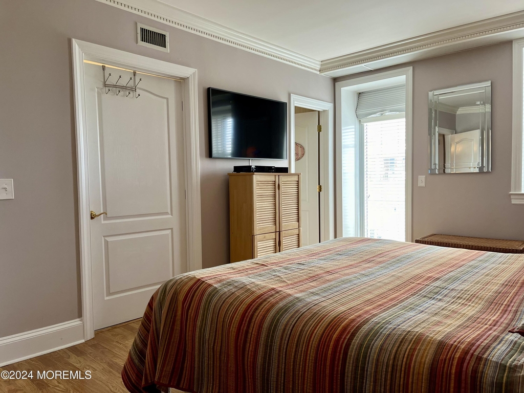 700 Ocean Avenue - Photo 5