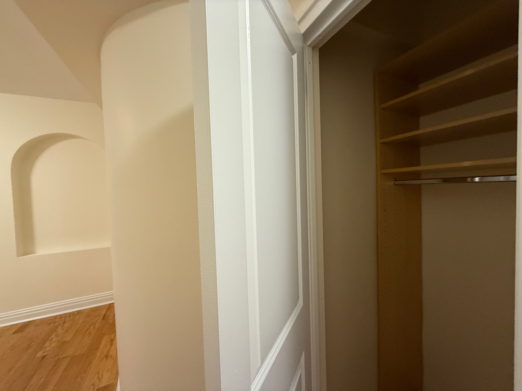 141 East 56th Street - Photo 4