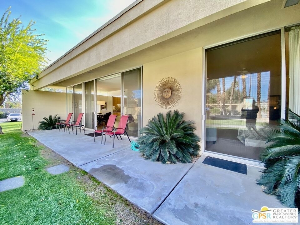 272 Desert Lakes Drive - Photo 6