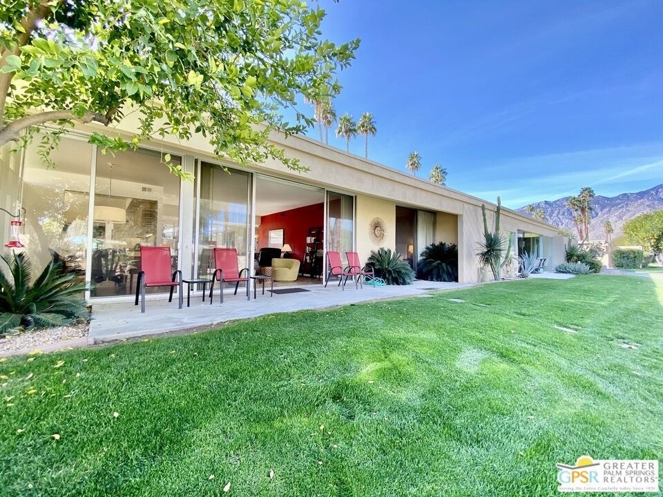 272 Desert Lakes Drive - Photo 5