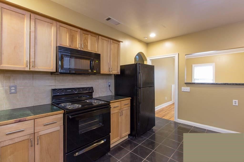 34 Rogers Street Ne - Photo 9