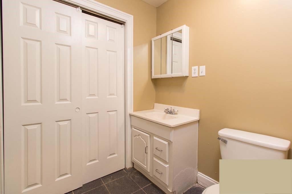 34 Rogers Street Ne - Photo 4