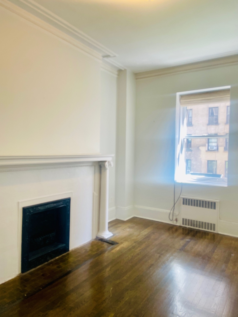 Madison Avenue / 85th Street - Photo 0