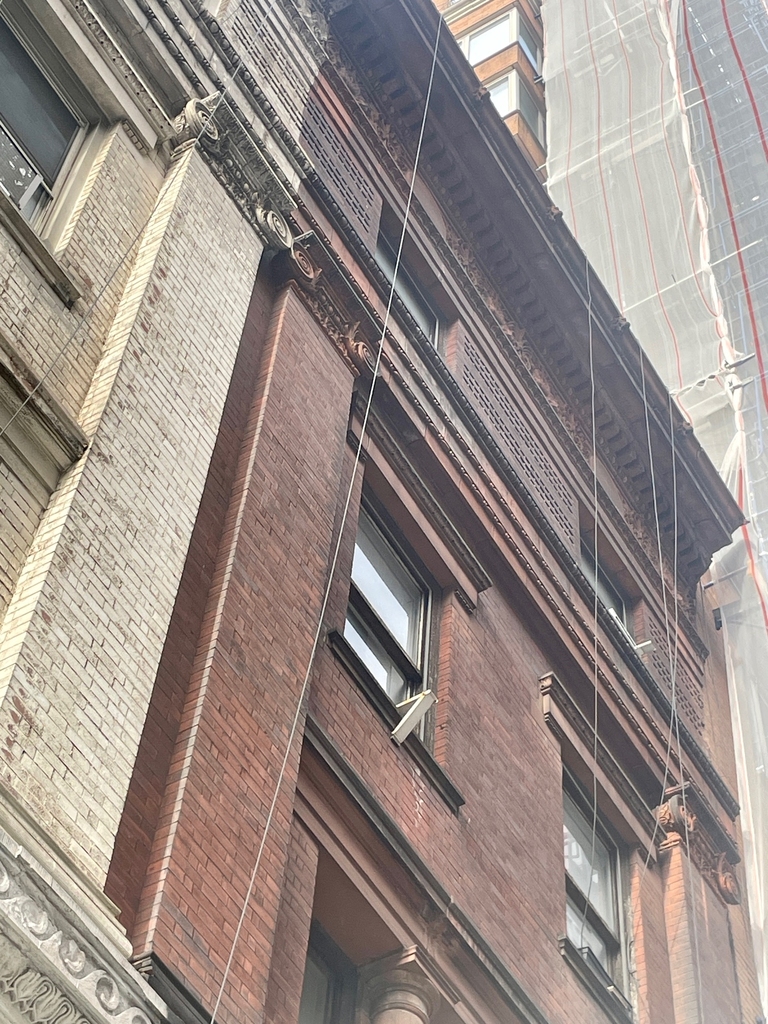 Madison Avenue / 85th Street - Photo 10