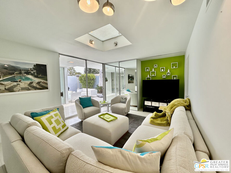 16 Lakeview Circle - Photo 2