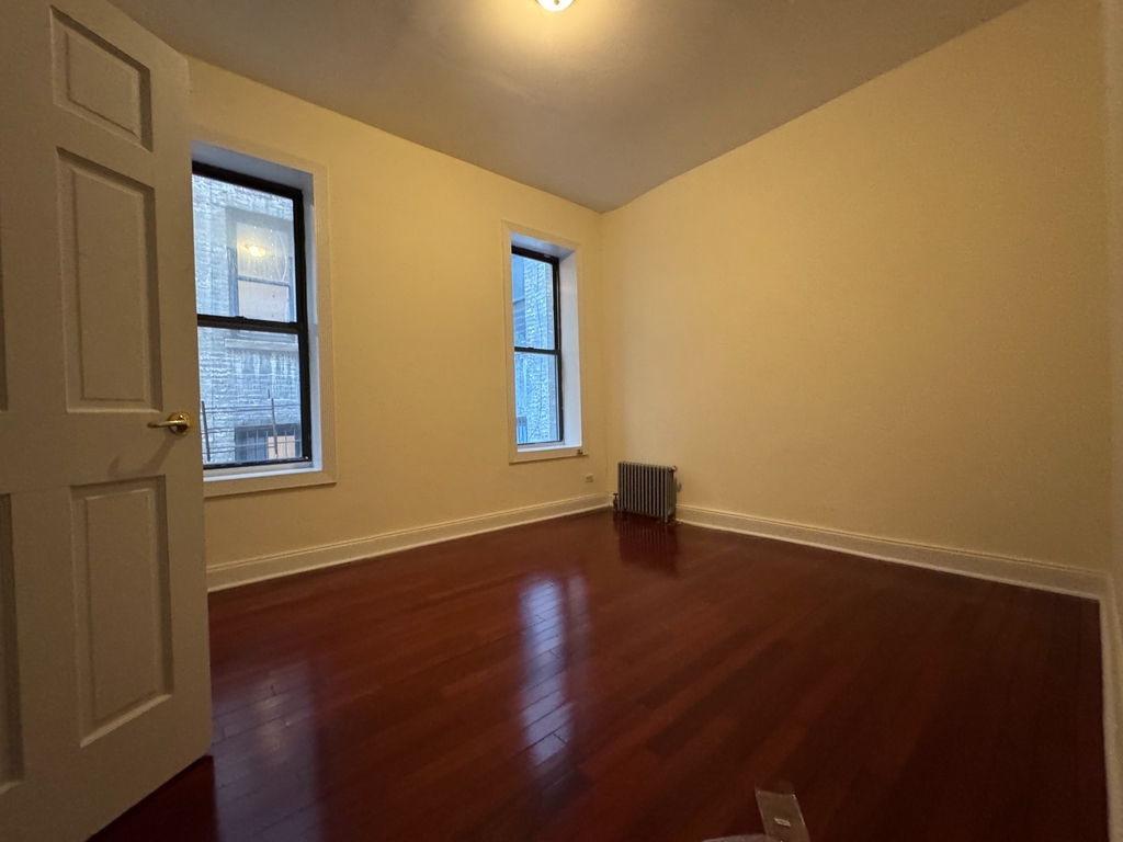 280 Ft Washington Avenue - Photo 8