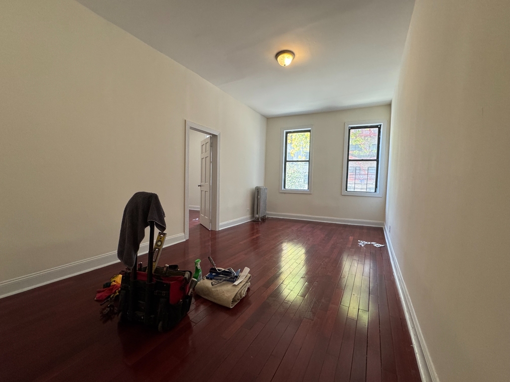 280 Ft Washington Avenue - Photo 1