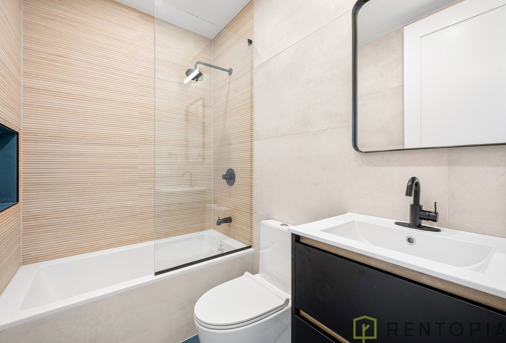 188 Ainslie Street - Photo 8