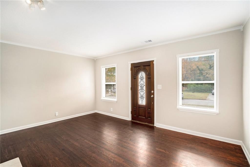 3084 Leeland Road - Photo 3