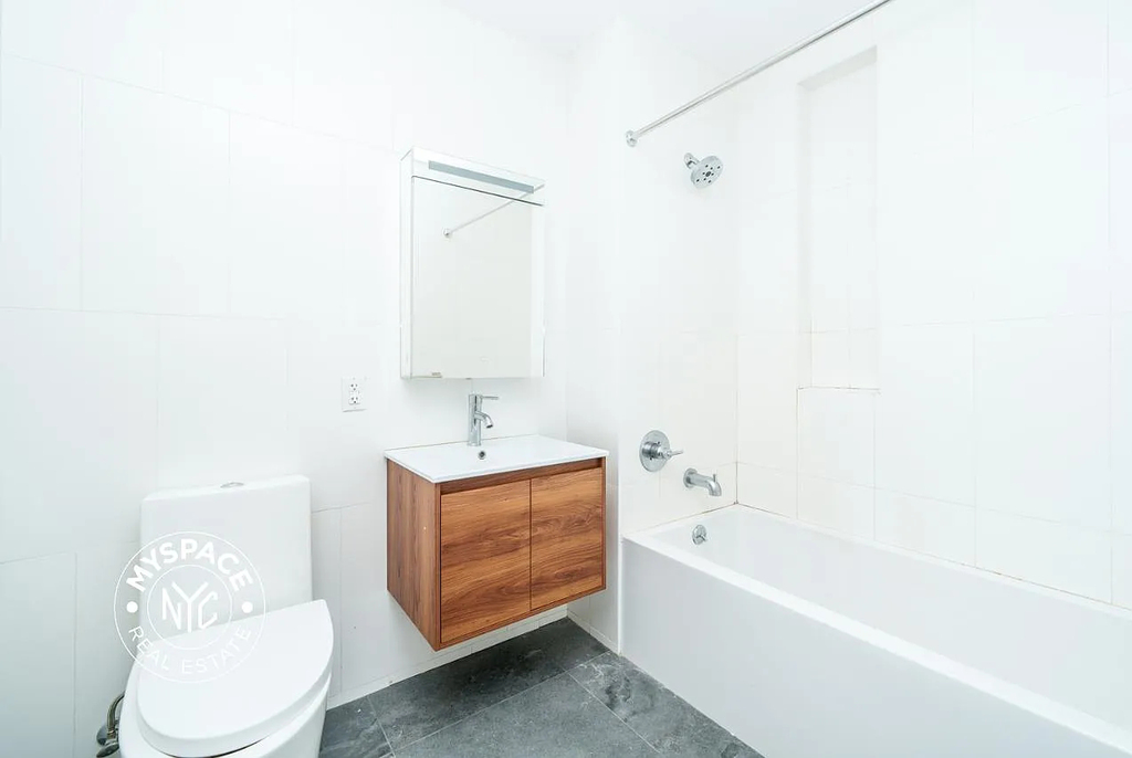 280 Meeker Avenue - Photo 1
