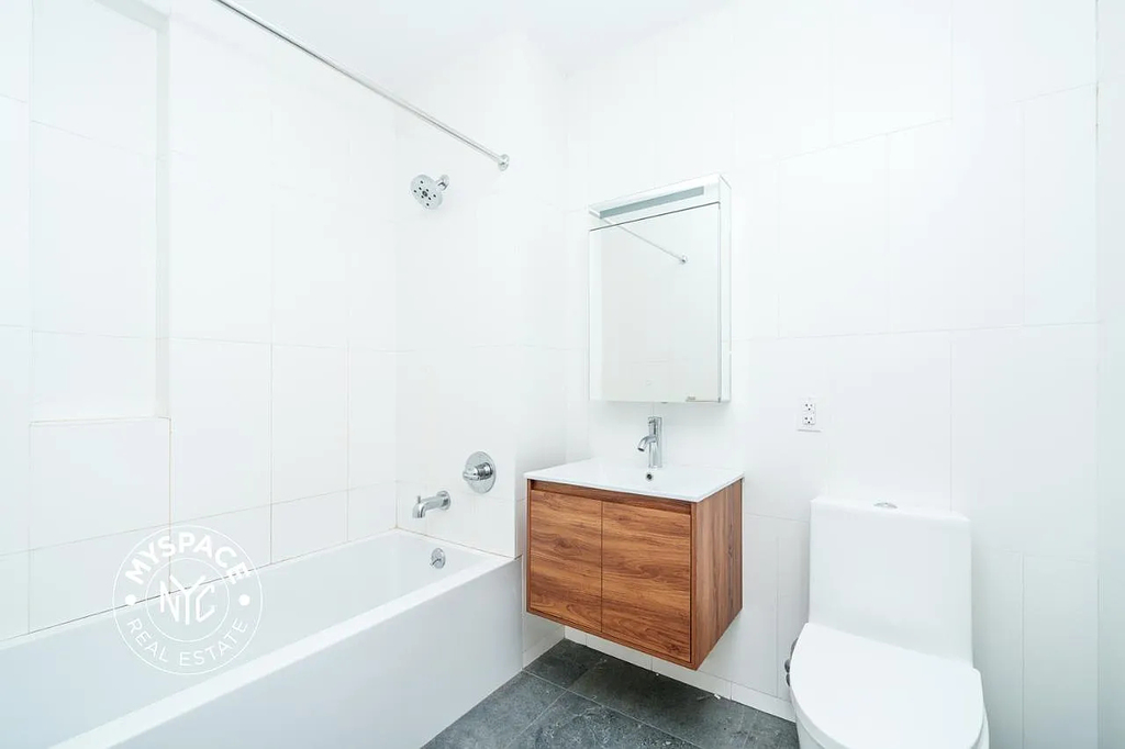 280 Meeker Avenue - Photo 2