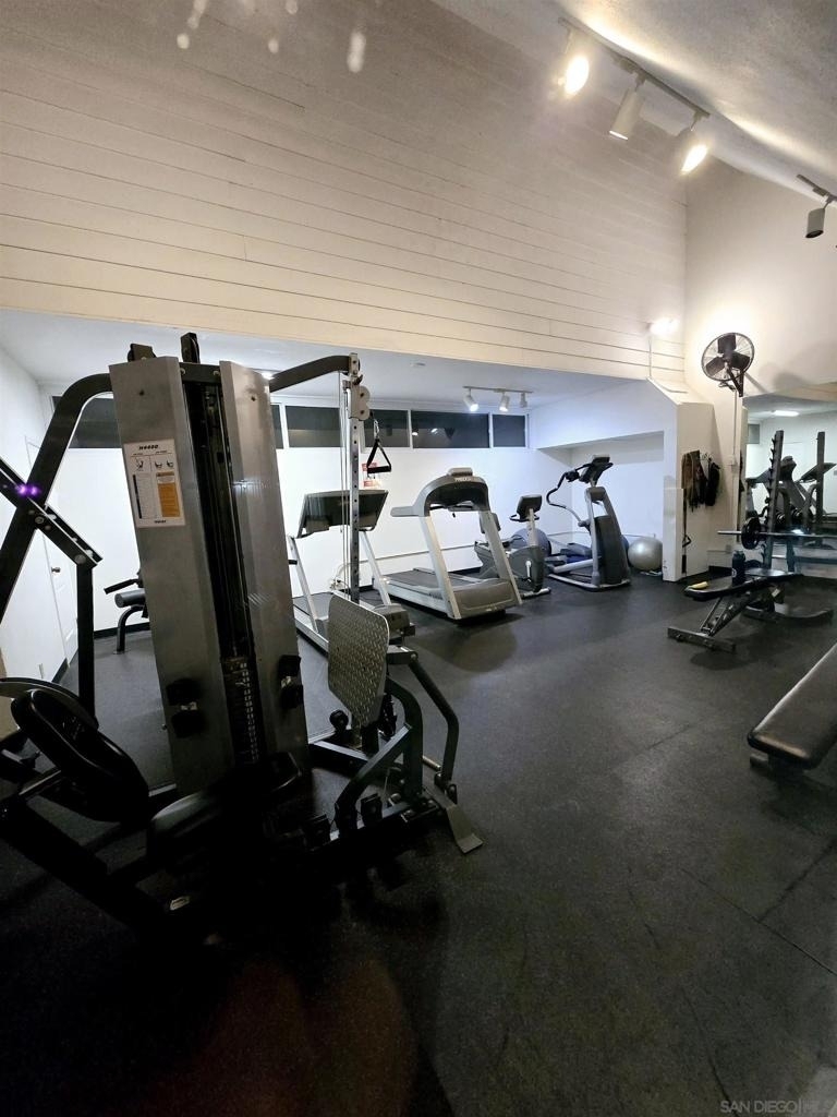 6333 Mount Ada Rd. - Photo 20