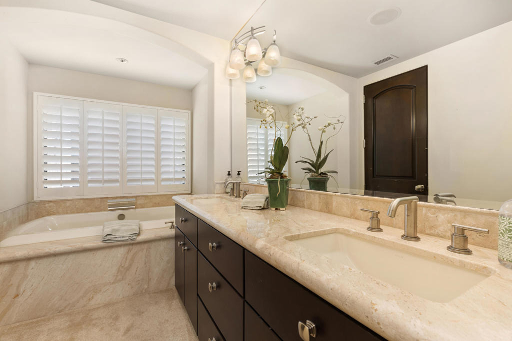 73680 Irontree Drive - Photo 13